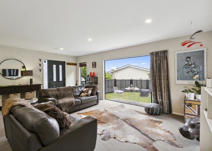  at 19B Sheridan Terrace, Johnsonville, Wellington