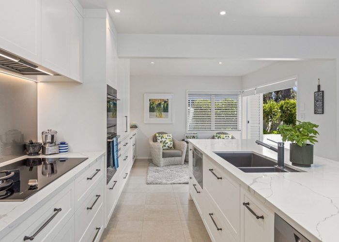  at 7 Marellen Drive, Red Beach, Red Beach