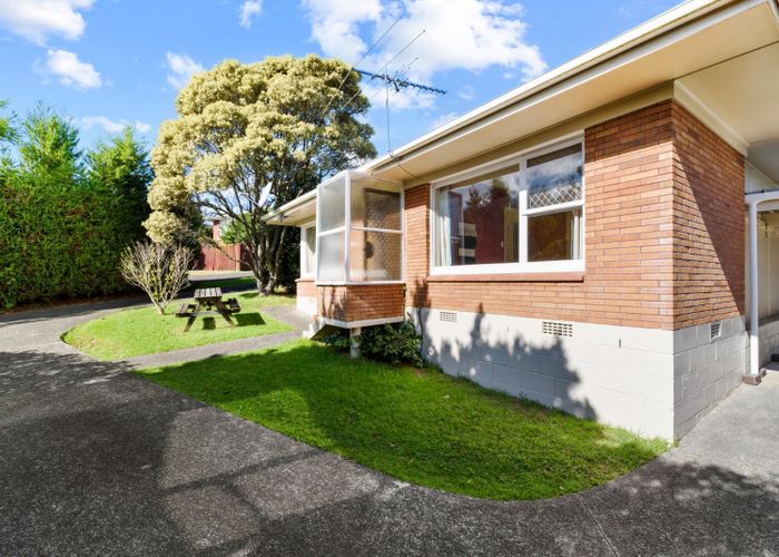  at 1/28C Sunnynook Road, Sunnynook, North Shore City, Auckland