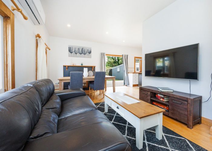  at 392 Botanical Road, West End, Palmerston North, Manawatu / Whanganui