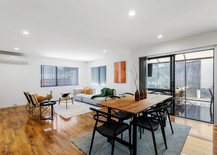  at 1/27 Manuka Road, Bayview, Auckland