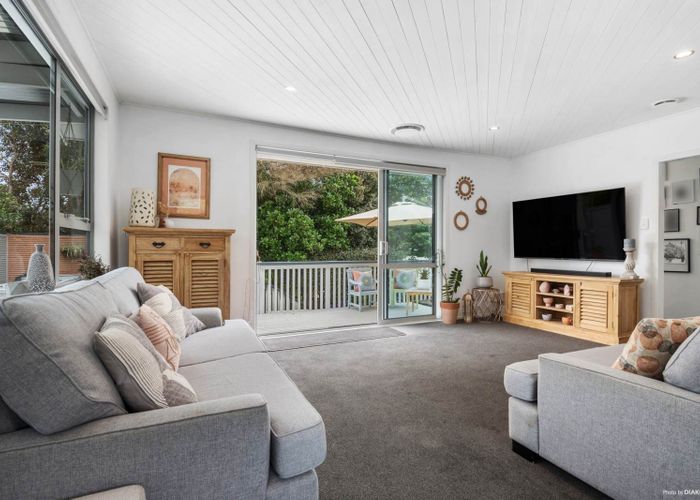  at 20a Puketitiro Street, Glen Eden, Waitakere City, Auckland