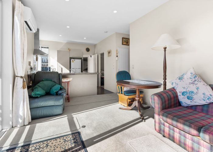  at 4/98 Warrington Street, Mairehau, Christchurch City, Canterbury
