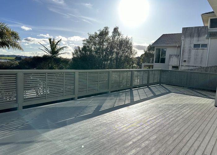  at 6 Cricklade Terrace, Windsor Park, Auckland
