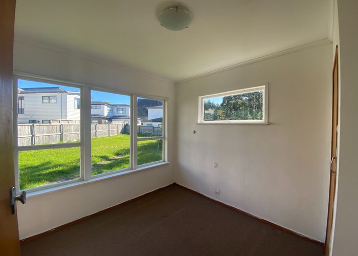  at 25 Commodore Drive, Lynfield, Auckland City, Auckland