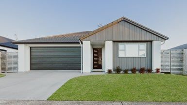  at 8 Paiawa Way, Pyes Pa, Tauranga
