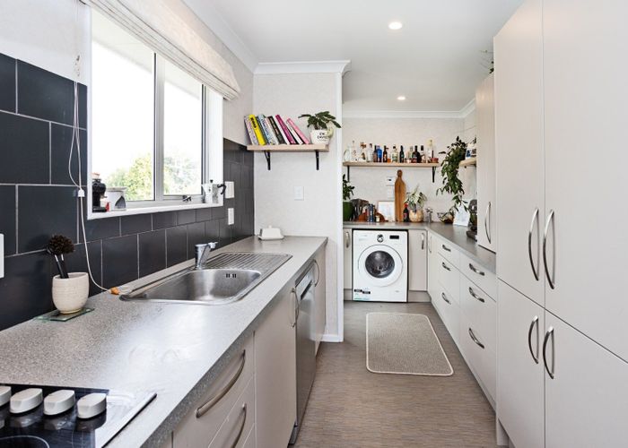  at 14 Iona Court, Strathern, Invercargill