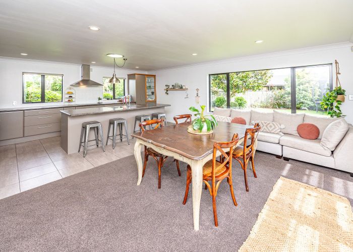  at 11 Cotswolds Close, Otamatea, Whanganui, Manawatu / Whanganui