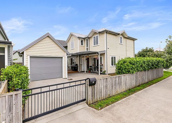  at 83 Grove Road, Papakura, Papakura