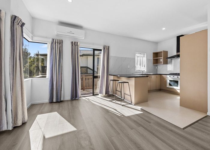  at 29 Banyan Drive, Totara Heights, Manukau City, Auckland