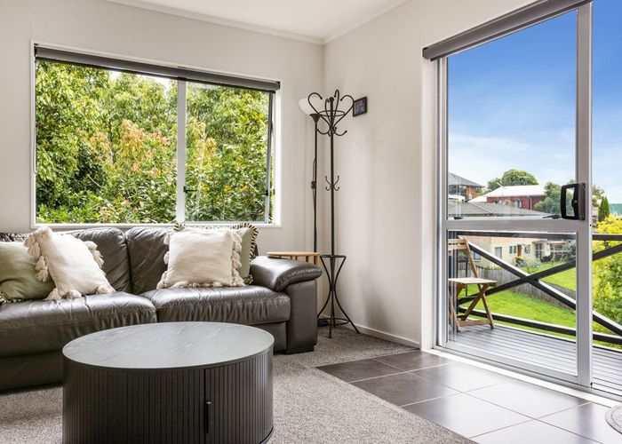  at 34 Sungrove Rise, Sunnyvale, Waitakere City, Auckland