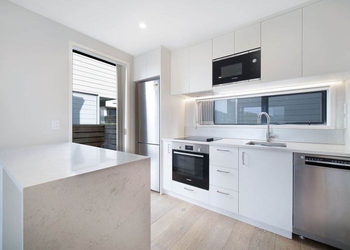  at 4/6 Parson Lane, Papatoetoe, Manukau City, Auckland