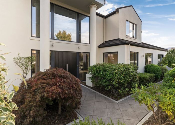  at 1 Coburn Place, Lake Hayes, Queenstown