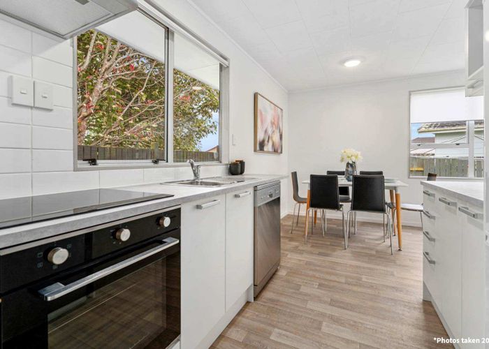  at 1/164 Universal Drive, Henderson, Auckland