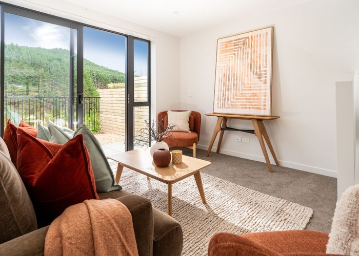  at 90 Ara Paiwhenua, Tawa, Wellington, Wellington