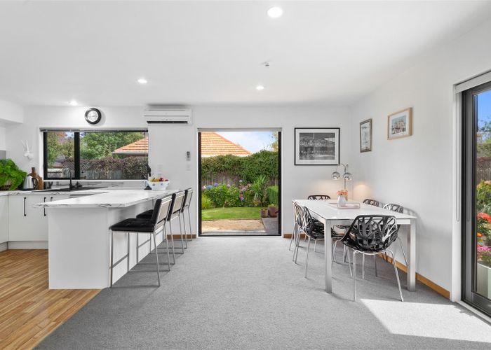  at 2 Fadges Lane, Bryndwr, Christchurch