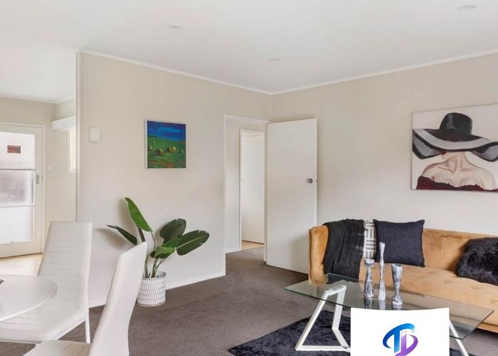  at 2/94 Beaumont's Way, Manurewa, Manukau City, Auckland