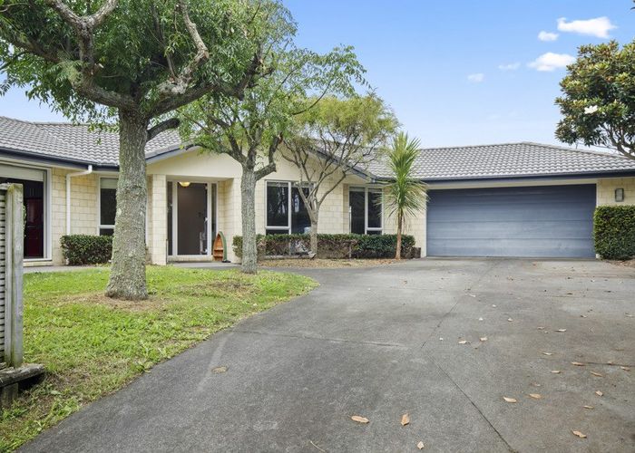  at 10 Ernest Shackleton Place, Waiuku, Waiuku
