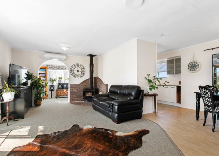  at 2 Bayview Street, Te Puke