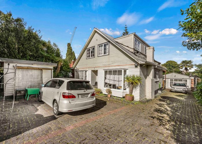  at 155 Blockhouse Bay Road, Avondale, Auckland