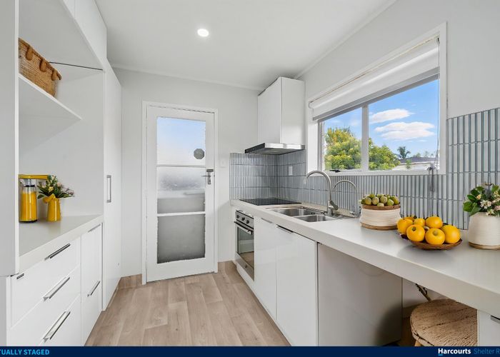  at 1/41 Blacklock Avenue, Henderson, Waitakere City, Auckland