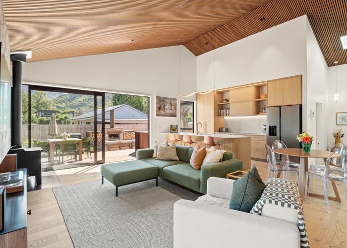  at 3 Cornwall Street, Arrowtown, Arrowtown