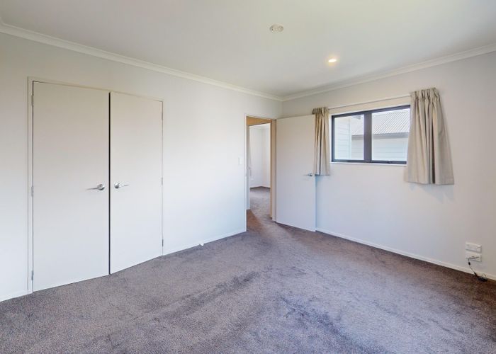  at 5 Apa Street, Weymouth, Auckland