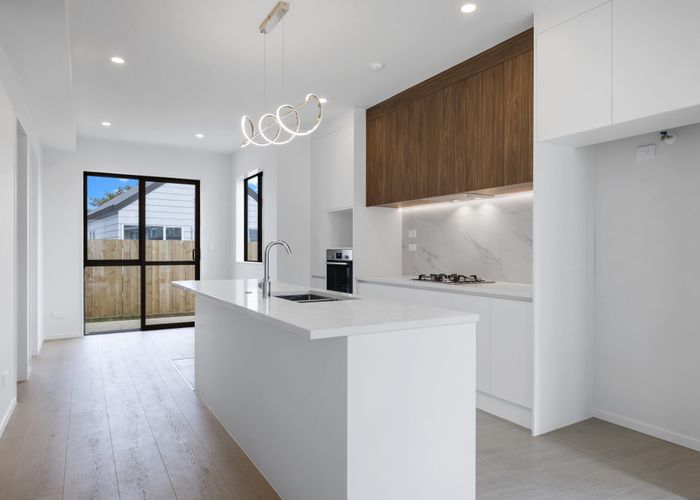  at Lot 3/105 Aviemore Drive, Highland Park, Manukau City, Auckland