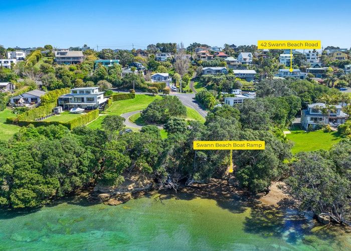  at 42 Swann Beach Road, Stanmore Bay, Whangaparaoa