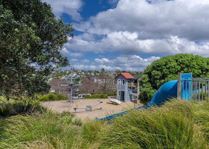  at 9 Caldera Drive, Long Bay, North Shore City, Auckland