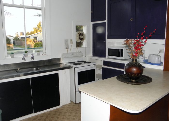  at 21 London Street, Hampden, Hampden