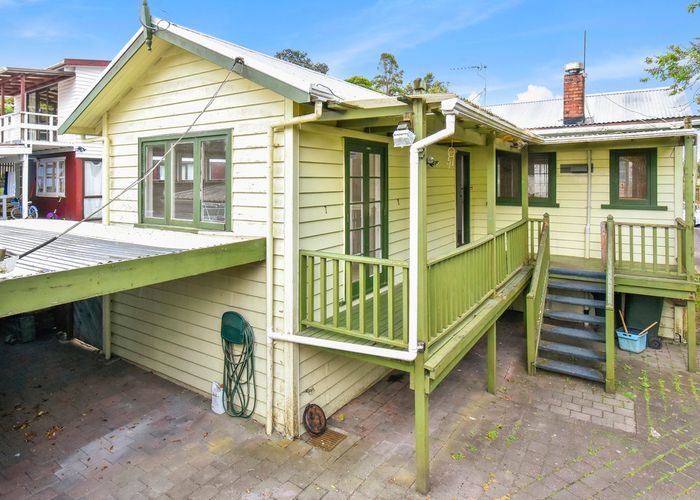  at 29 Terry Street, Blockhouse Bay, Auckland