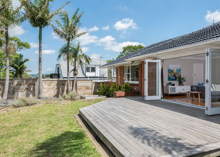  at 33 Howe Street, Howick, Auckland