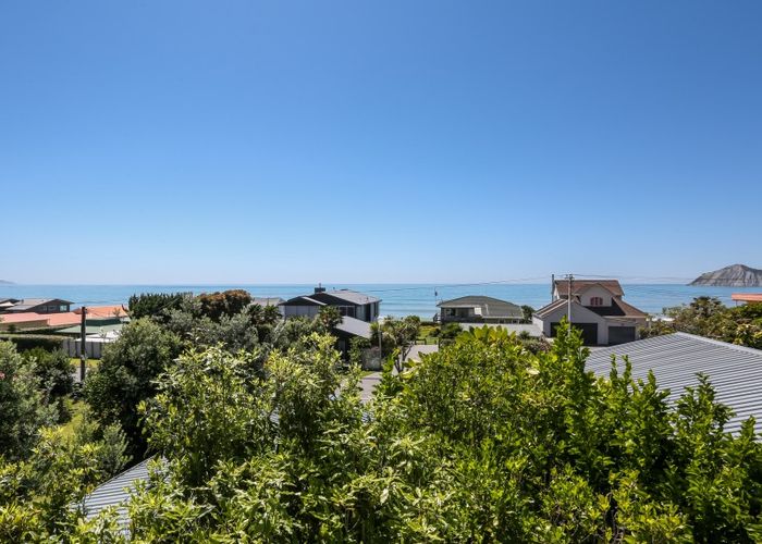  at 203 Harper Road, Waimārama