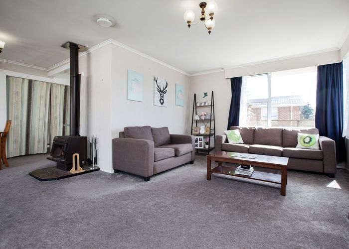 Free property data for 12 Severn Place, Spotswood, New Plymouth homes