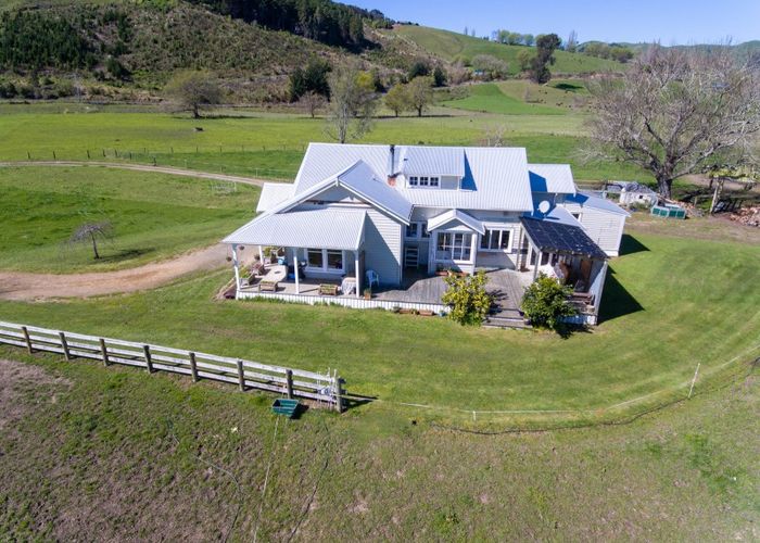  at 380 Flume Road, Te Miro