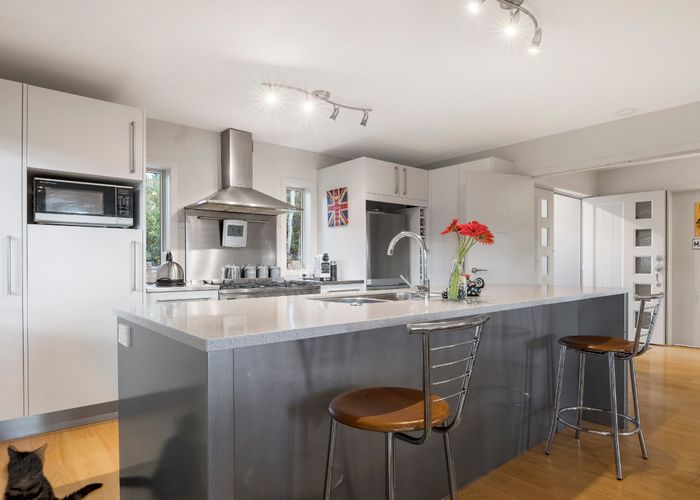  at 10 Treetops Way, Bayview, Auckland