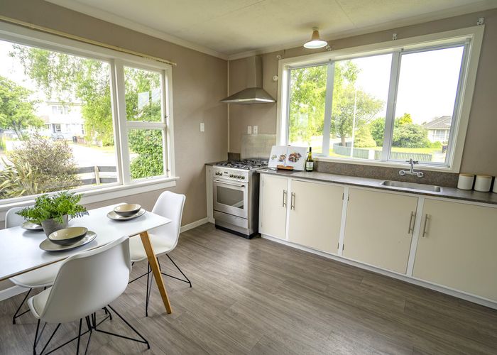  at 54 Lithgow Place West, Glengarry, Invercargill