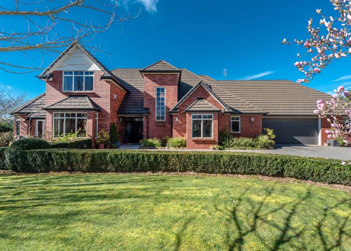  at 352 Lake View Drive, Karapiro, Cambridge