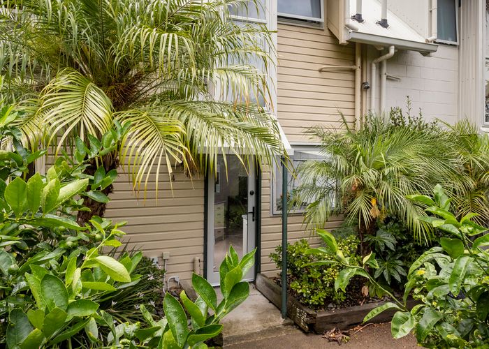  at 14/1 Water Street, Otahuhu, Auckland