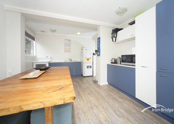  at 156 Lynn Road, Bayview, Auckland