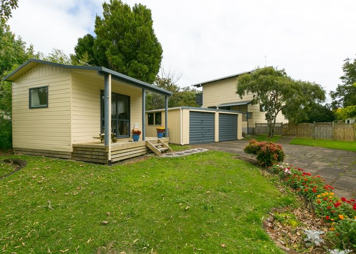  at 2 Dunn Street, Egmont Village