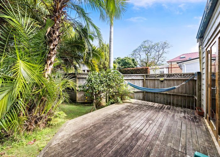  at 11 Royal Terrace, Sandringham, Auckland