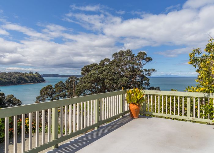  at 33 Jackson Crescent, Mahurangi East, Warkworth