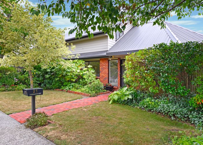 Free property data for 21 Farnham Drive, Richmond homes.co.nz