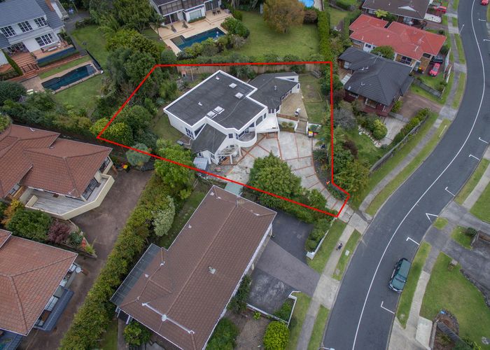 Free property data for 24 Sunnyview Avenue, Shelly Park, Auckland