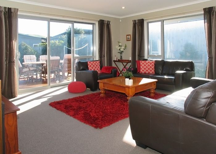  at 38 Gray Street, Pukerua Bay, Porirua