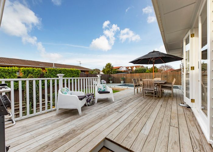  at 14 Trafalgar Street, Onehunga, Auckland