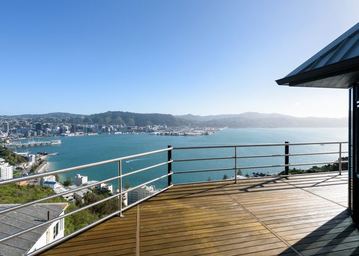  at 22 Palliser Road, Roseneath, Wellington