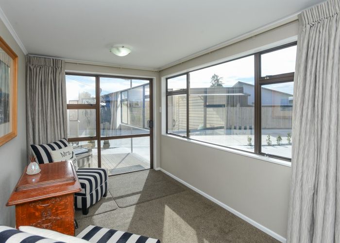  at 432C Southland Place, Raureka, Hastings